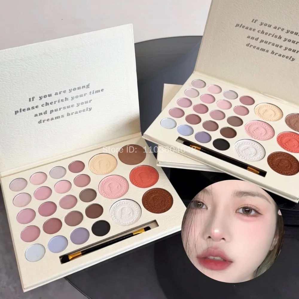 26 สี Pearl Shimmer Eyeshadow Palette Long Lasting Matte เลื่อม Glitter Rose Blush สีม่วงอายแชโดว์ผู้หญิงเกาหลีเครื่องสําอาง