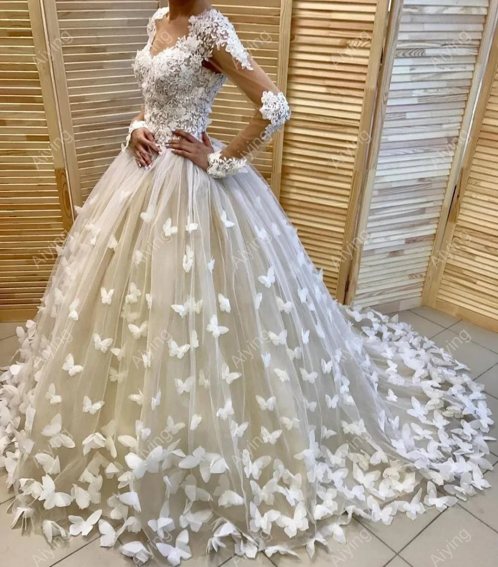 

Customized High Quality V Neck Illusion Long Sleeves Lace Appliques Wedding Dresses Handmade Butterfly Flowers Robe De Mariée