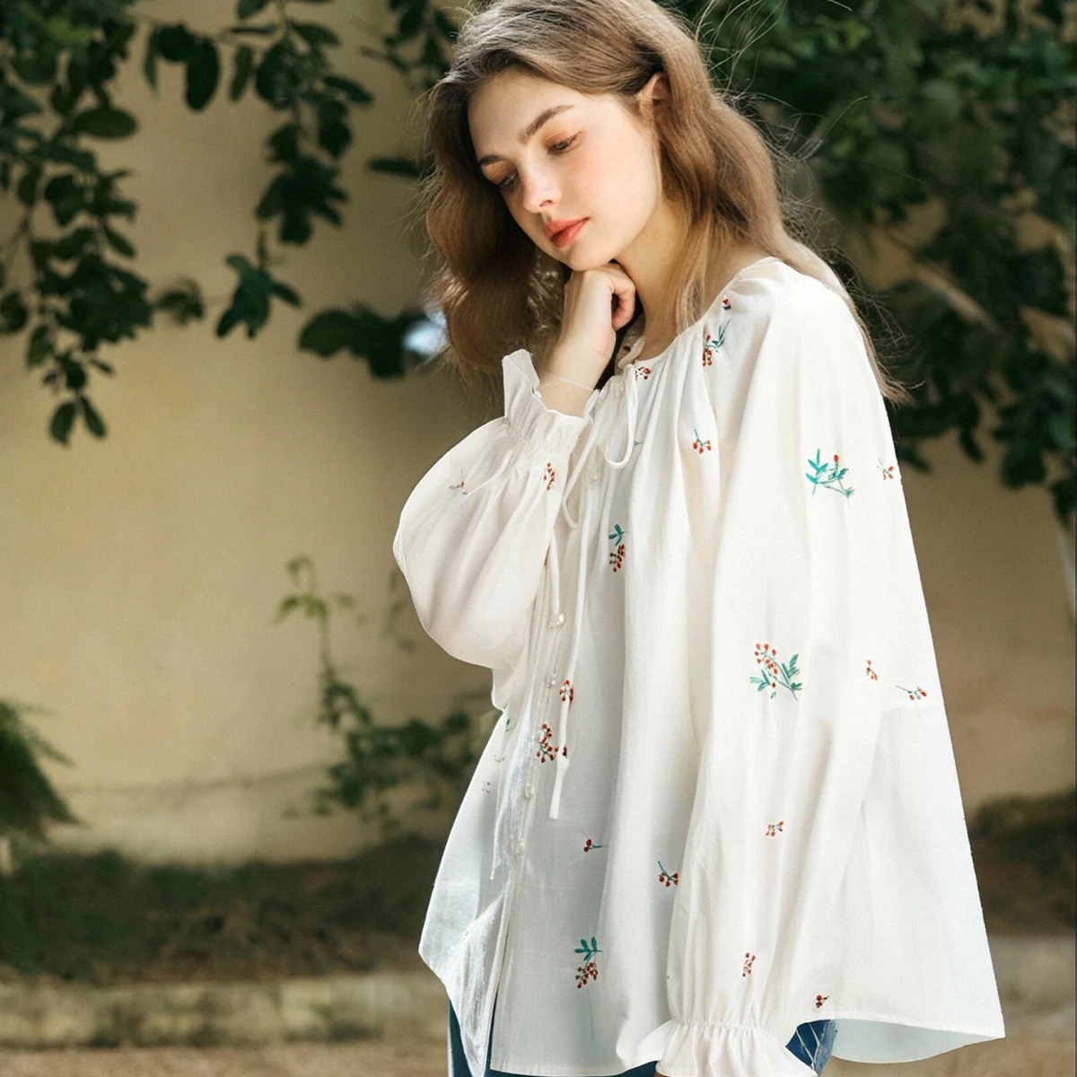 

Olrain French Embroidered White Shirt Women 2026 Spring Loose Casual Long Sleeve Blouse Elegant Female Tops M57QC000068
