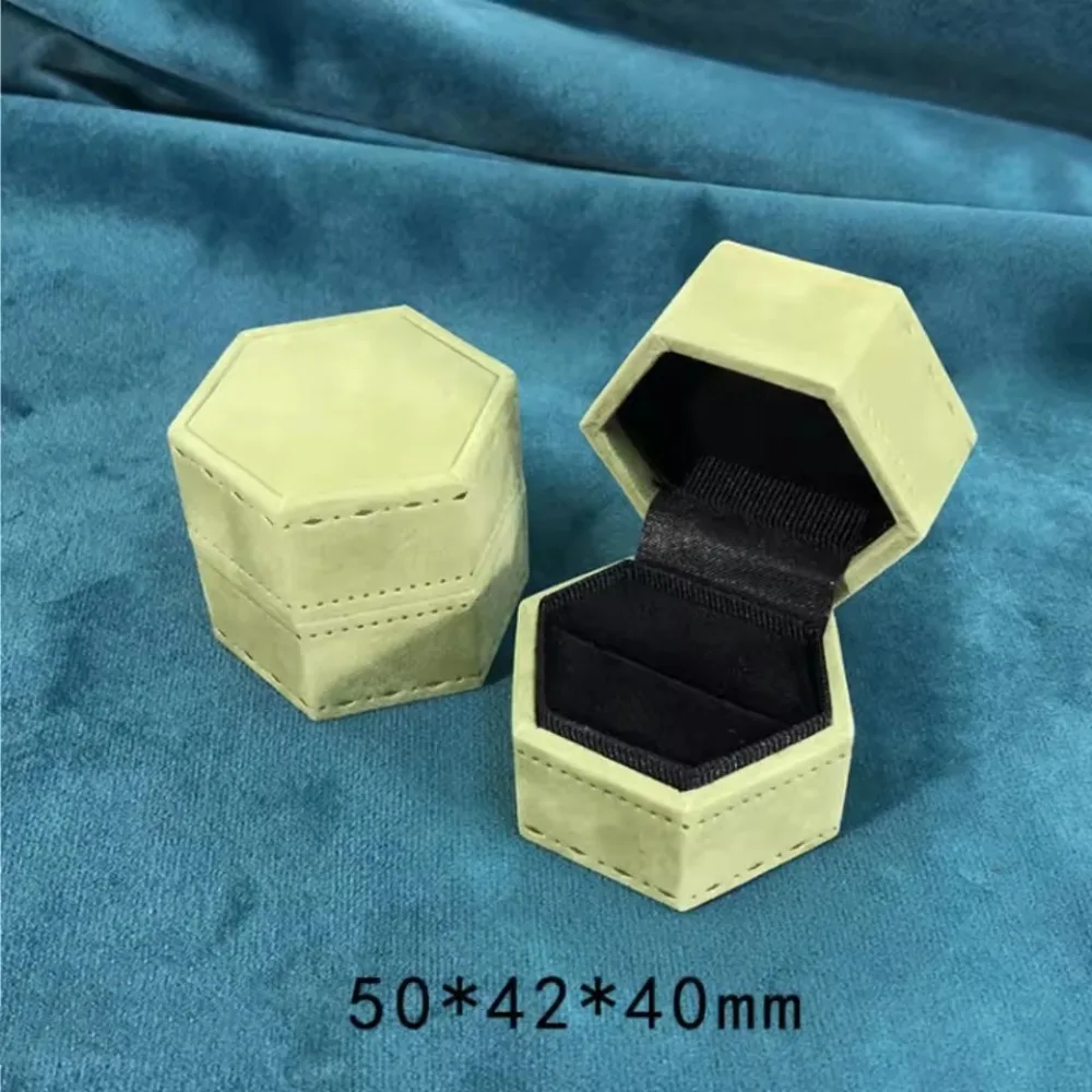 

Velvet Jewelry Storage Box Hexagonal Single Slot Earrings Ring Display Case Clamshell Wedding Ring Box for Engagement Proposal