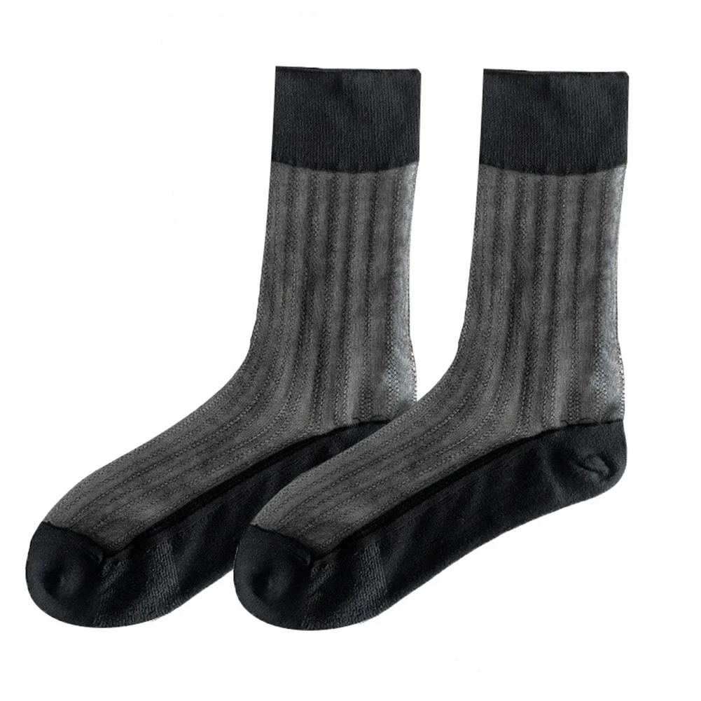 جوارب حريرية رجالية فاخرة شفافة وشفافة تعزز الراحة والتهوية مثالية للعمل والملابس المسائية