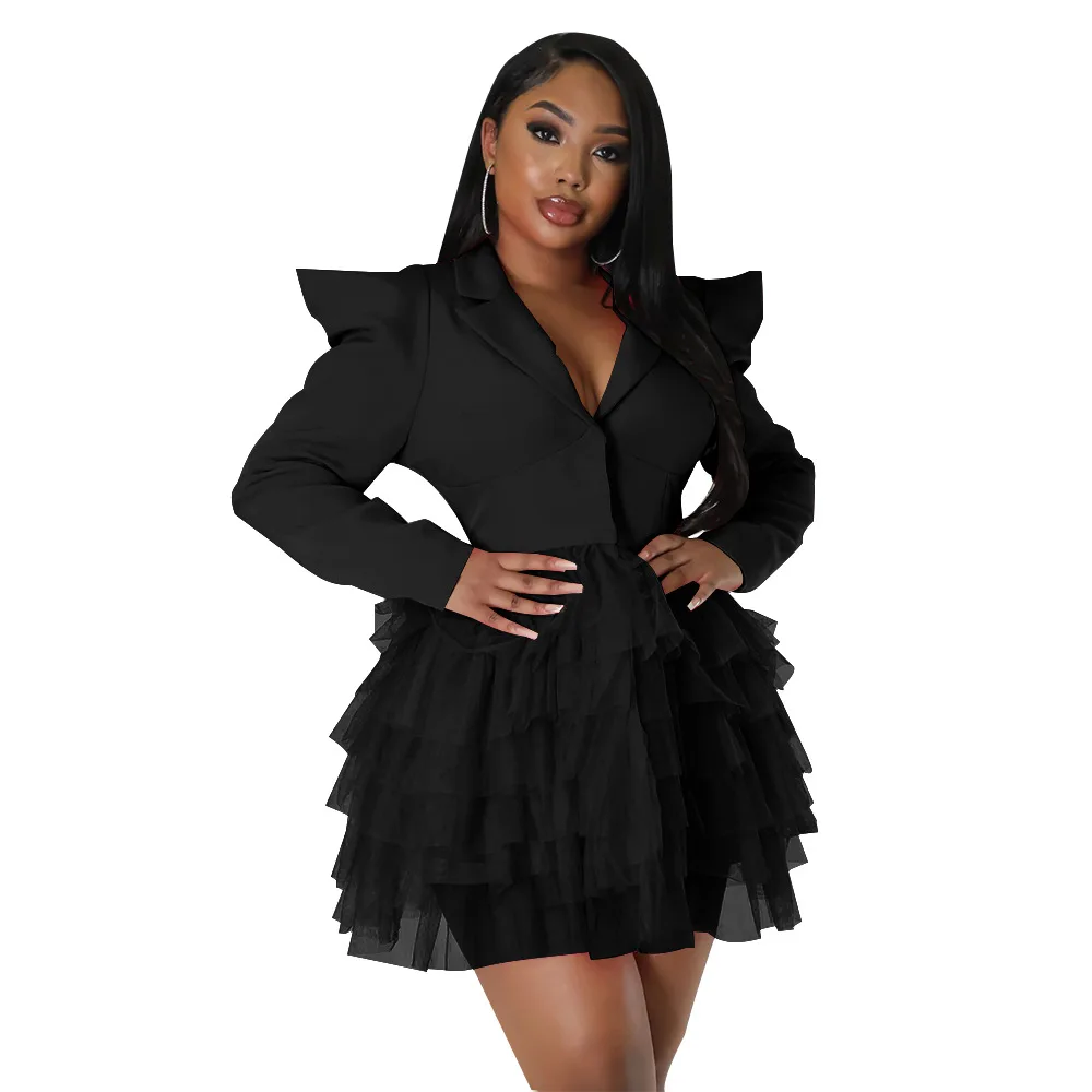 Primavera Esplosione Maglia Splicing Scollo a V Spalla ad angolo retto Abito corto Nuovo 2024 Temperamento di moda Torta di compleanno sexy Abito