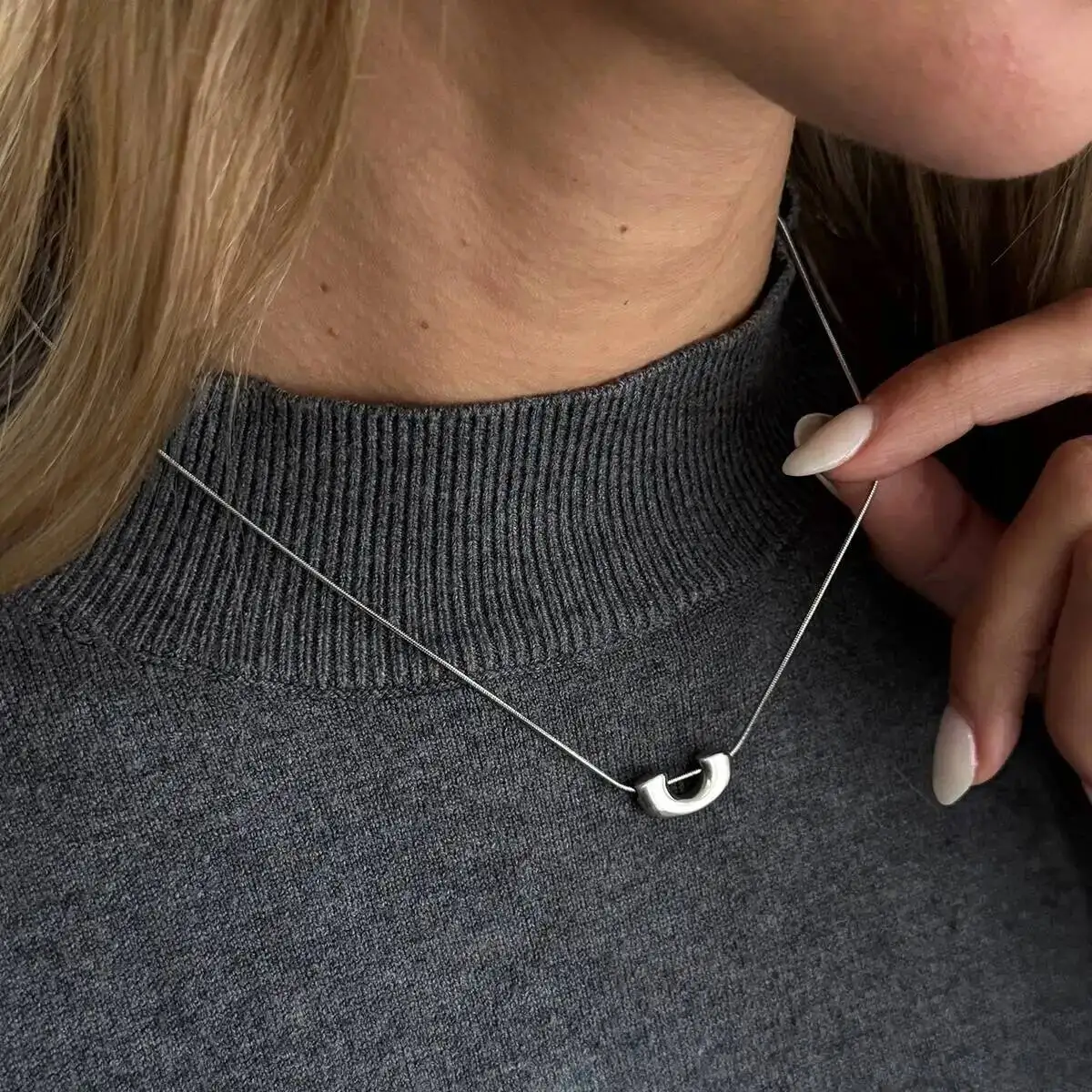 

KunJoe Minimalist Titanium Steel Lock Pendant Necklace for Women Elegant Adjustable Clavicle Chain Necklace Valentine Jewelry
