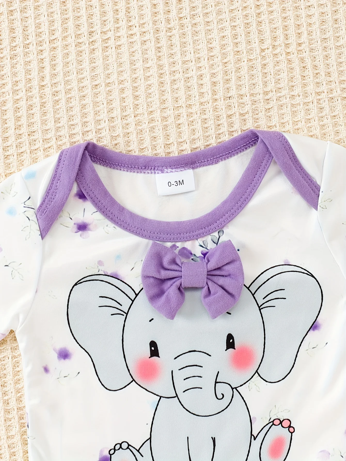 3-teiliges Set für Babys, Mädchen, süßer Elefant, lila Body + Hose + Mütze, geeignet für Neugeborene im Alter von 0-12 Monaten im Frühling und Herbst – Detail 3