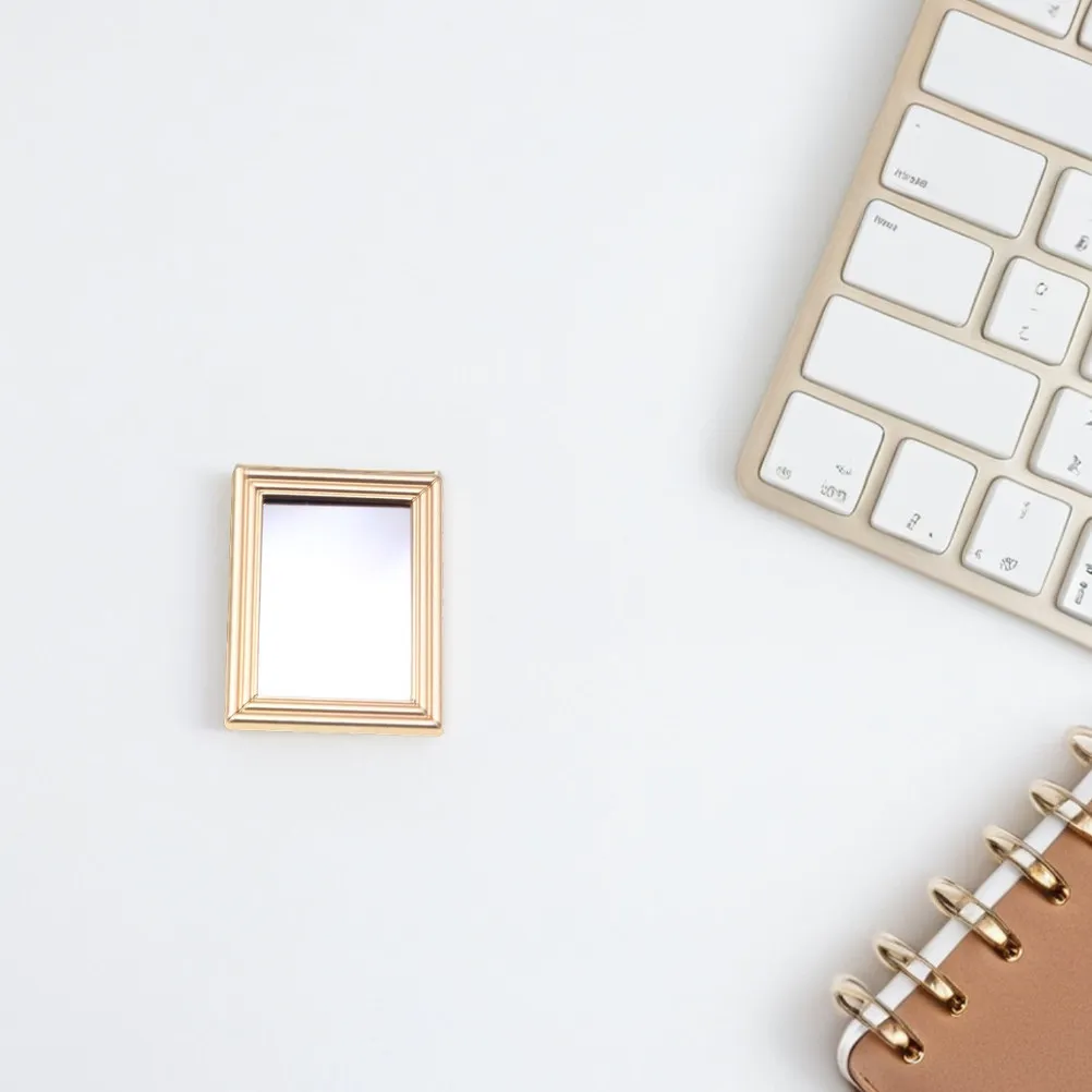 

2 шт. миниатюрных зеркал в реалистичном стиле, реквизит для фотосессий в ванной, аксессуары для кукольного домика, декоративные мини-зеркала, мини-мебель