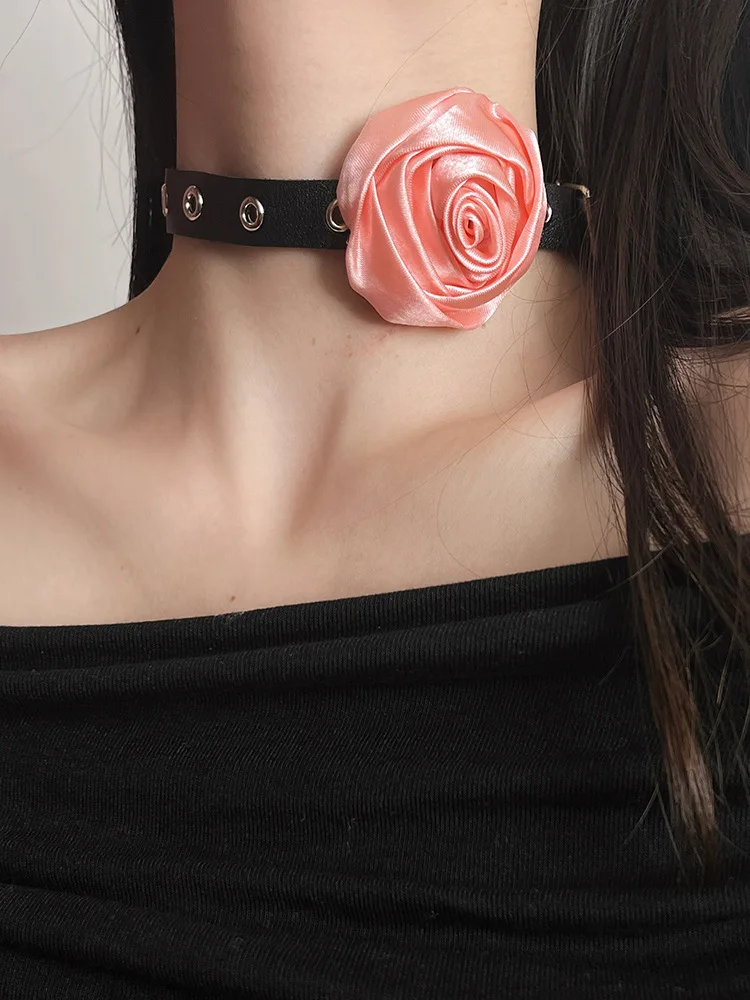 Punk Goth Rose On The Neck Flower Choker For Women Collars Designer Leather Neck Decoration Gothic Jewelry Flower Accessories