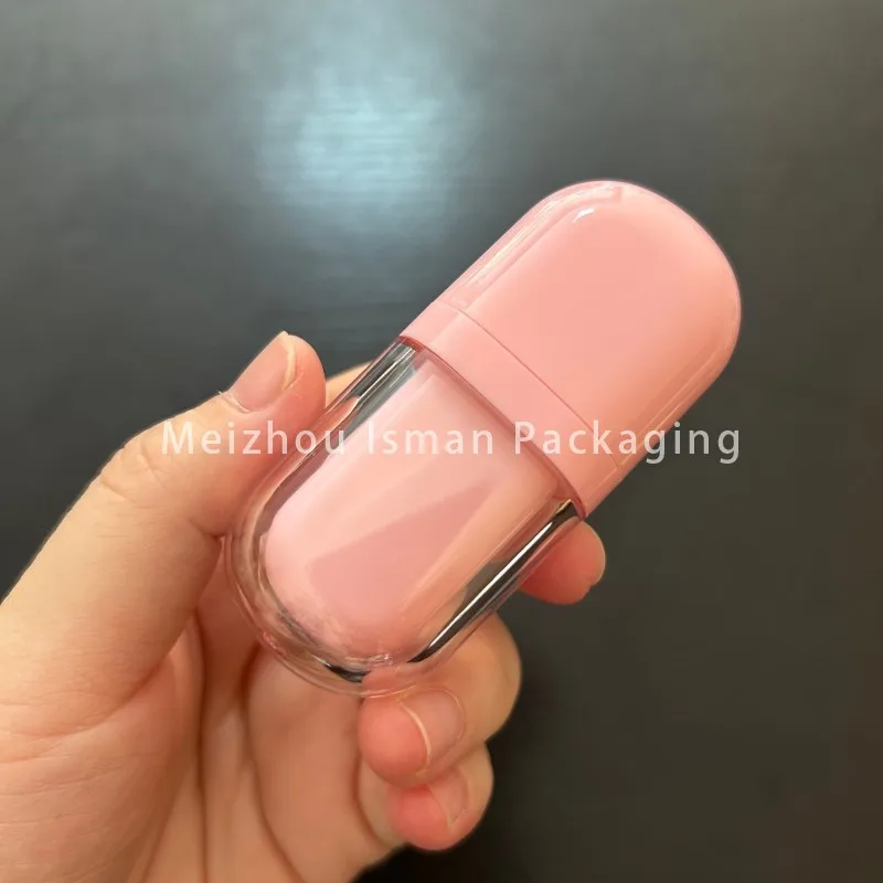 50 قطعة جميلة مزدوجة الجدار 3 مللي الآيس كريم تصميم فارغة عصا مسطحة زجاجة ملمع الشفاه شعار مخصص لطيف التجميل أنبوب زيت الشفاه مع فرشاة