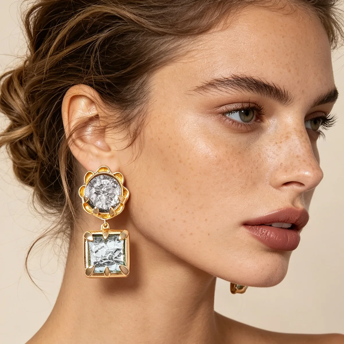 ZAA Vintage Metal Flower Shiny Rhinestone Drop Earrings Trendy Luxury Woman Jewelry High Quality Personalized Party Accessories