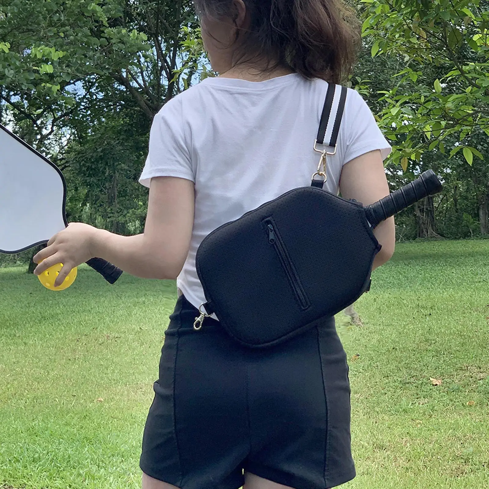 

Pickleball Paddle Cover Paddle Case Crossbody Bag Gift Protective Pickleball Racket Cover for Outdoor Training Sports Practice