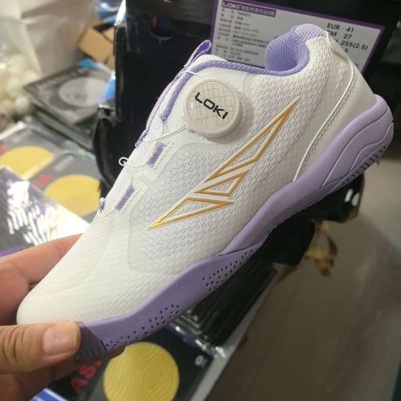 

2026 Classic Quality Indoor Court Shoes High Quality Badminton Shoe For Mens Womens Rotating Buckle Table Tennis Shoes Couples