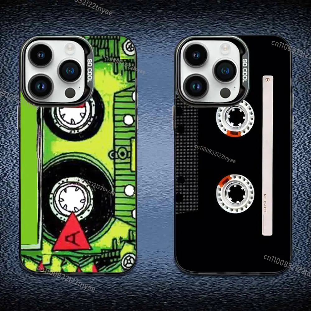 

Retro Magnetic Radio Tape Cassette Phone Case IMD For IPhone 17,16,15,14,13,12,11 Pro Max Plus Color Silver Black Cover