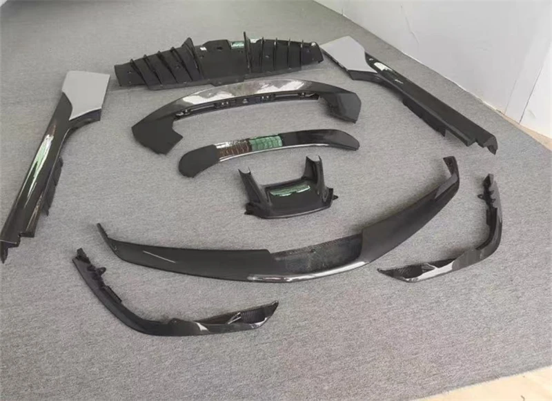 لفيراري SF90 ReaI ألياف الكربون الوفير الجبهة الشفاه الخلفية الشفاه الجانب التنانير الذيل الجناح Baojiao مدخل هواء المفسد عدة