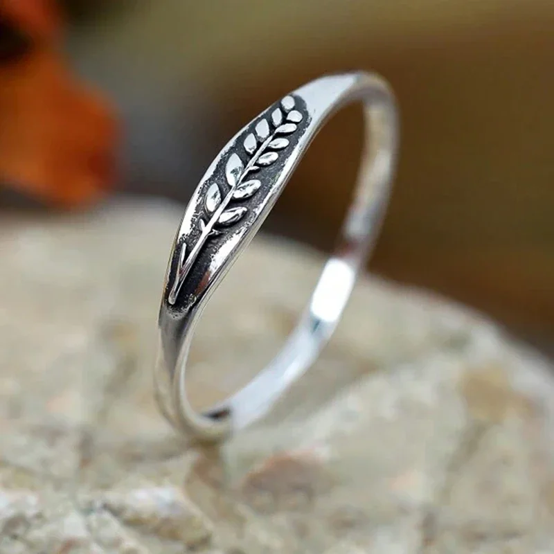 CAOSHI Vintage Chic Dainty Leaf Finger Ring Kobieta Wszechstronna biżuteria w kolorze antycznego srebra do codziennego życia Akcesoria dla kobiet Prezent