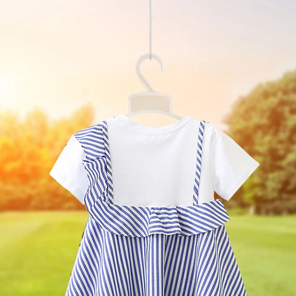 

20Pcs Baby Clothes Hangers Plastic Infant Hangers for Closet Toddler Garment Display Organizers Wrinkle- Clothing