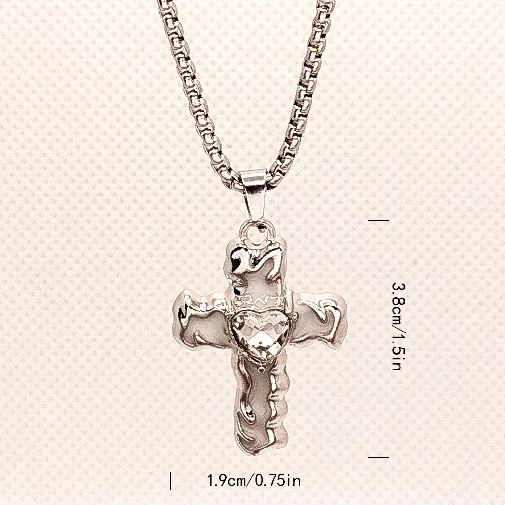 2024 New Gothic Heart Zircon Cross Necklace Black Crystal Punk Y2K Heart Cross Chain Pendant Necklace for Woman Daily Wear