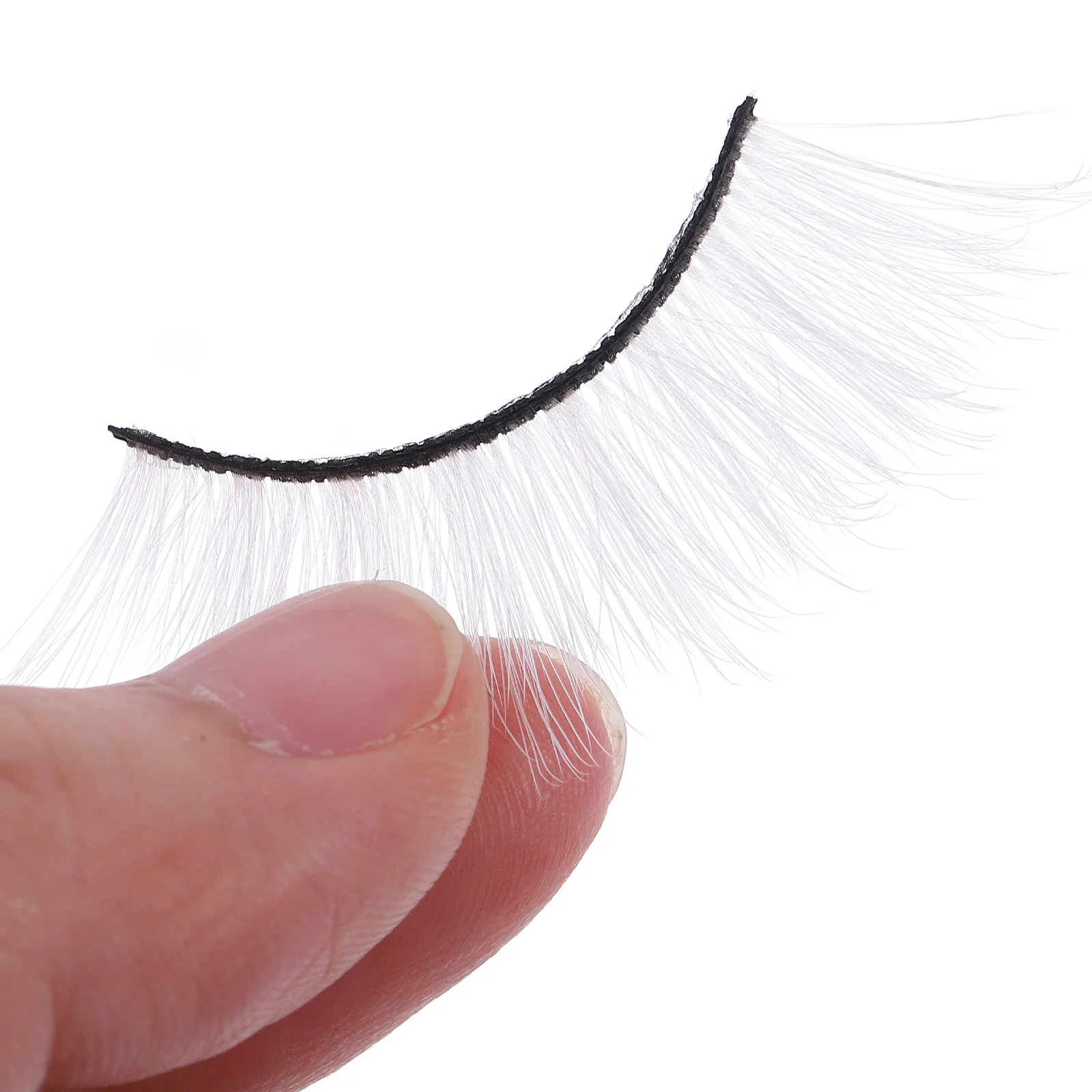 7 أزواج من الرموش الصناعية البيضاء ذات المظهر الطبيعي سهلة الارتداء، تصميم منحني للحفلات التنكرية، رموش صناعية للنساء
