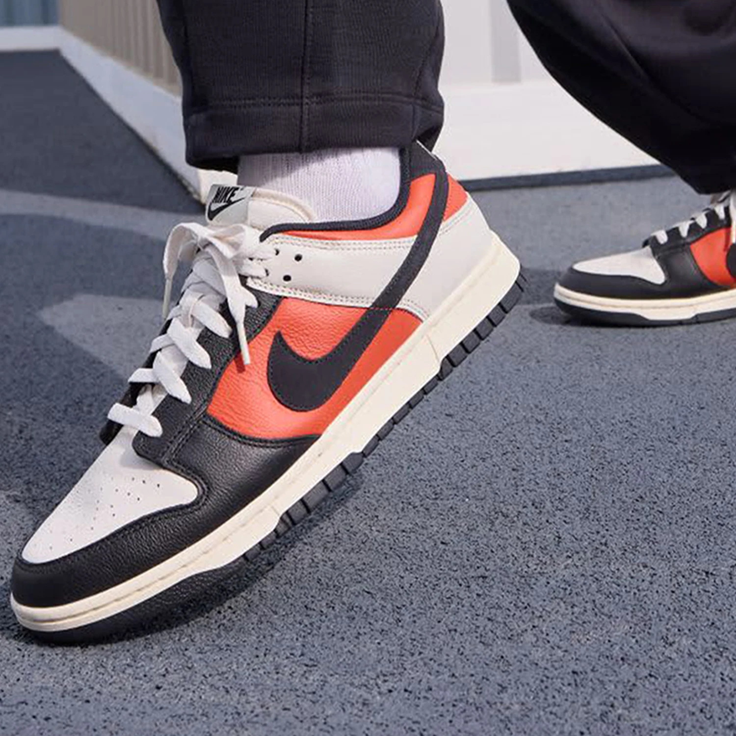 

Nike Genuine Dunk Low Retro Men's Vintage Sports Shoes HQ4988-030