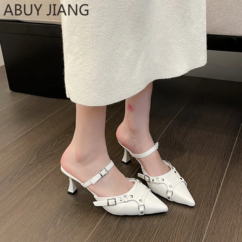 Salto fino de salto alto para mulheres, dedo apontado, saia, chinelos Baotou, novo design de moda, 2024
