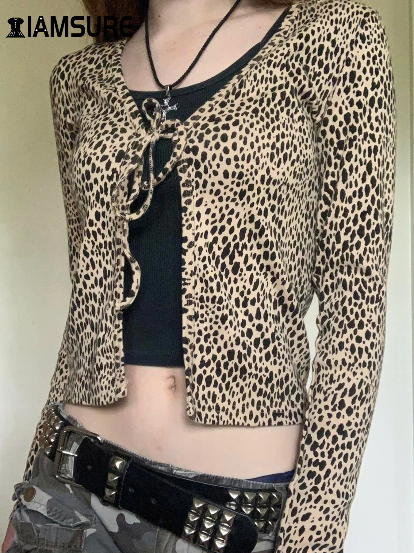 IAMSURE Casual Leopard Printed T Shirt Slim V-Neck Long Sleeve Tees Cardigans Women 2024 Autumn Spring Fashion Streetwear Ladies