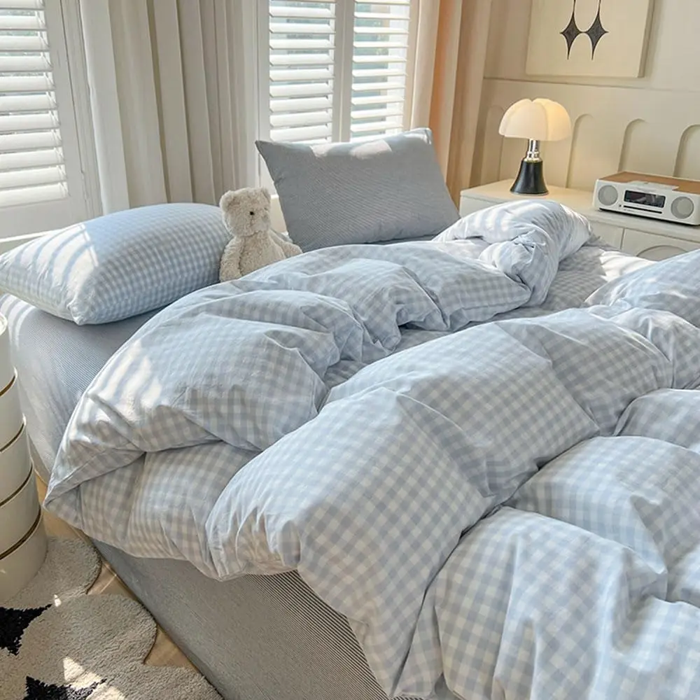 

Комплект постельного белья Queen Size в клетку из 3 предметов: мягкий дышащий пододеяльник из стираного микроволокна с сетчатым узором и наволочки в стиле фермерского дома
