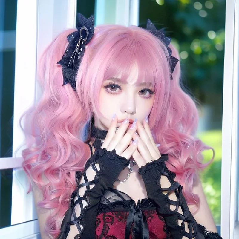 Perruque Shimizu Megumi – Cheveux de cosplay longs et bouclés roses pour Shiki, couvre-chef complet d'apparence naturelle, usage quotidien Anime