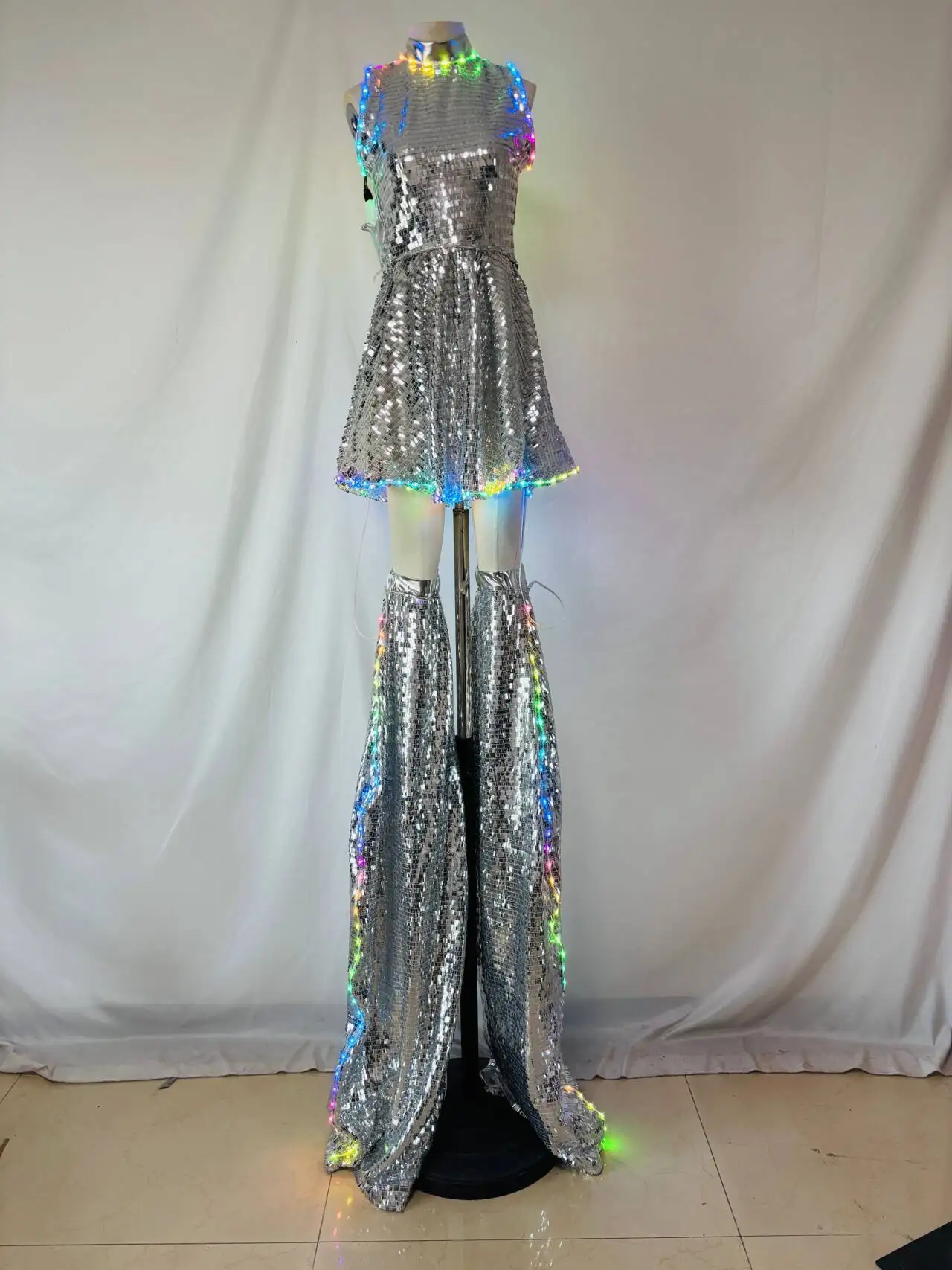 

Silver LED Performance Dress: Sequined, Lit, Stage - Ready,Steal the Stage Spotlight Boutique 2025 new
