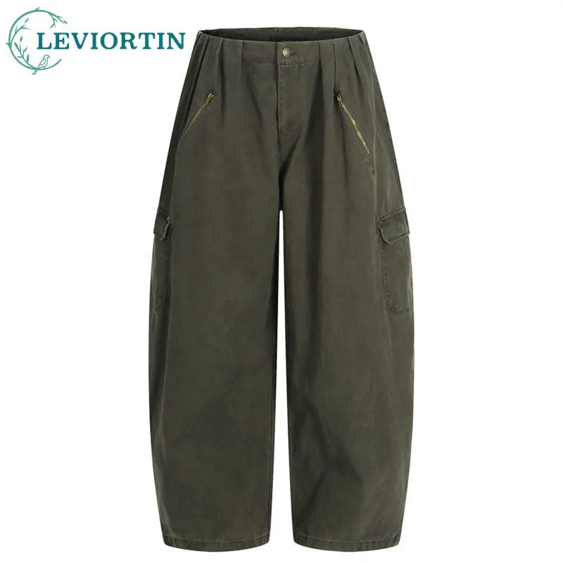 

Men's retro punk street trendy multi pocket zipper design with pleated loose workwear, wide leg silhouette, curved knife pants