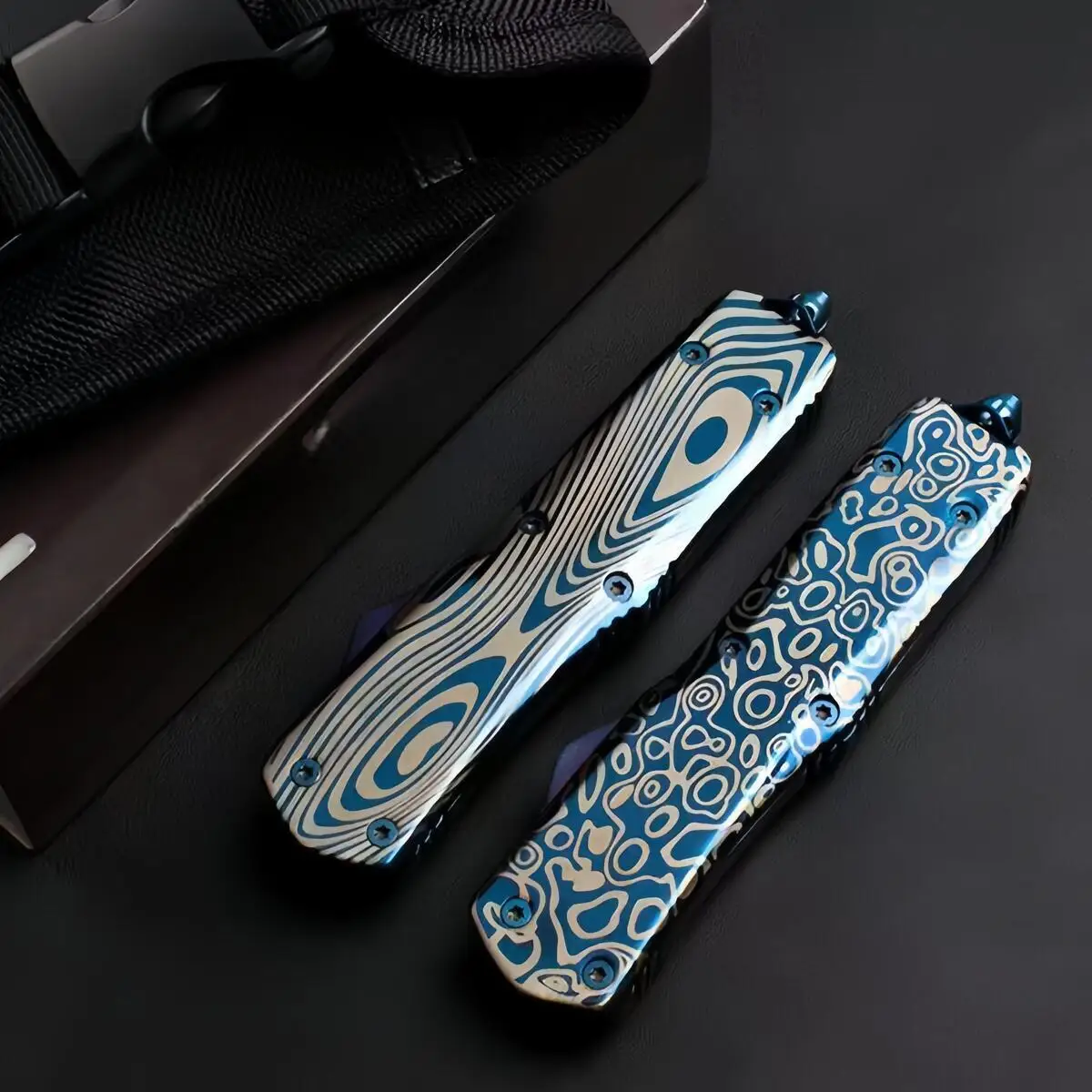 

Blue Titanium Edition - Troodon direct out EDC multi-function outdoor tool