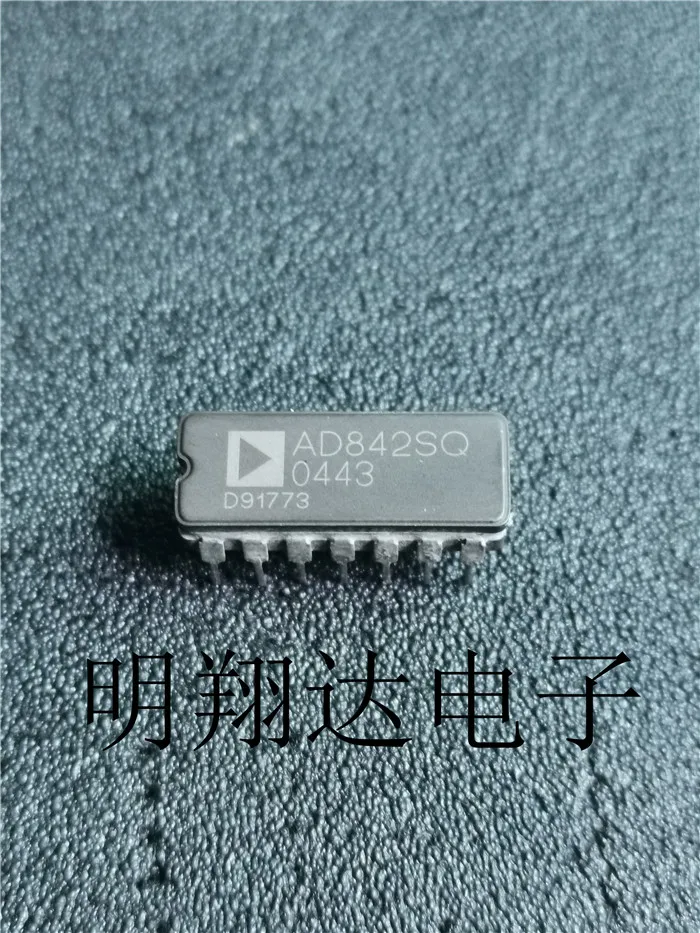 

Free shipping AD842SQ 10PCS