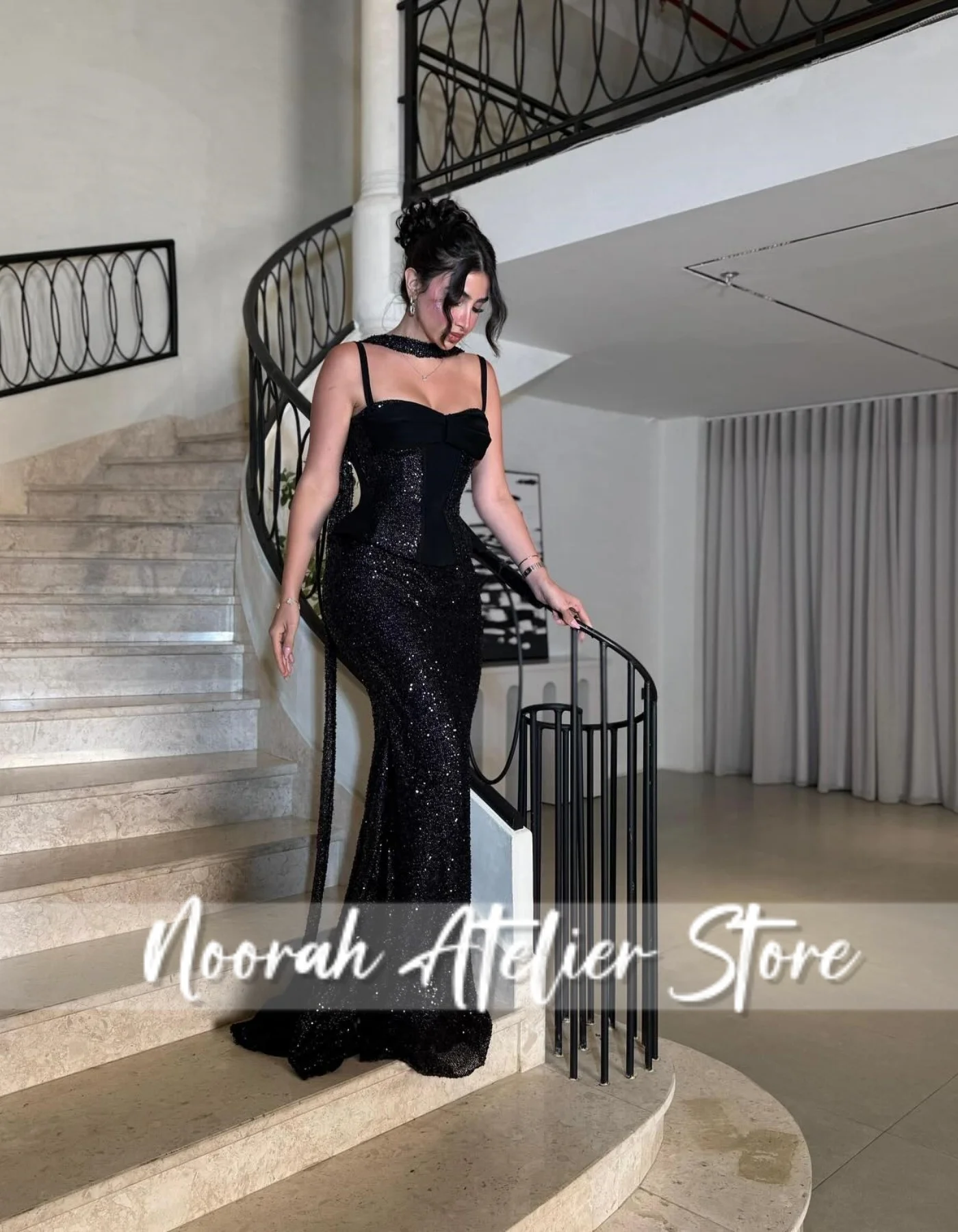 Elegante brillante negro Halter 2 piezas de lujo vestidos de noche para mujer 2025 vestido de boda de tren para mujer Arabia Saudita largo personalizado