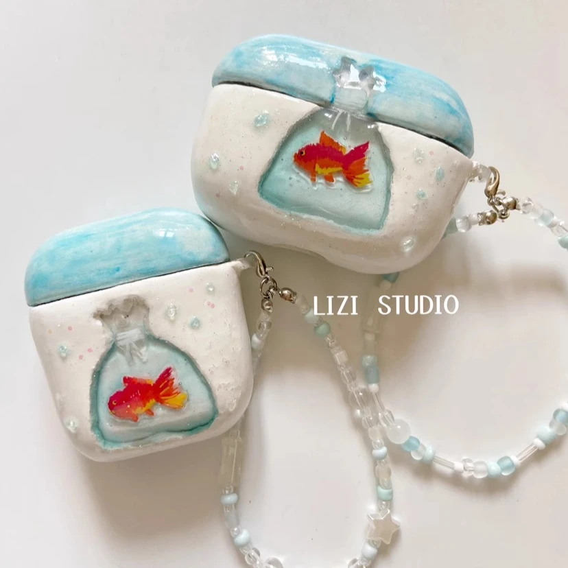 

Goldfish Earphone Case for AirPods 1/2/3 Custom Acrylic Stone Plastic Clay Hard Shell Decoration Originality Earphone Case Gift
