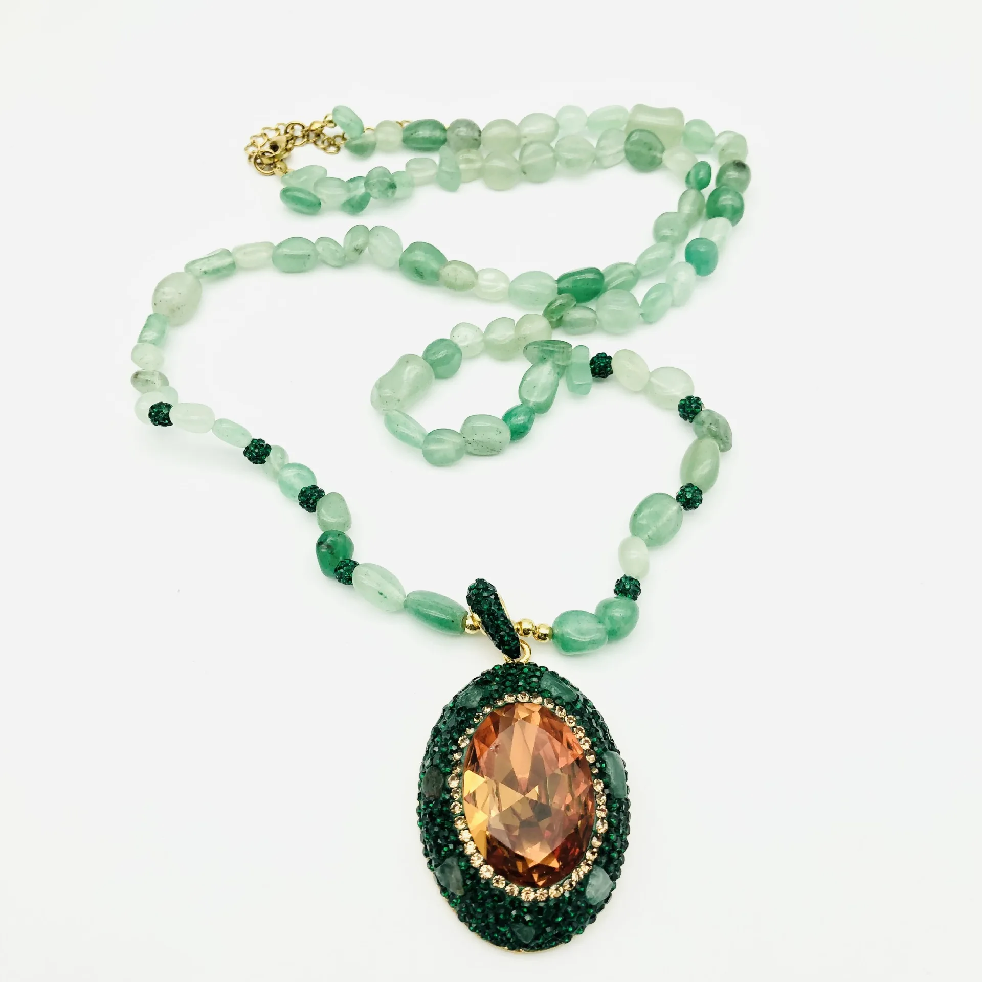 Europese en Amerikaanse stijl nobel groen kristal lichtgevoelige kleurveranderende sultan steen verkoperde legering damesketting