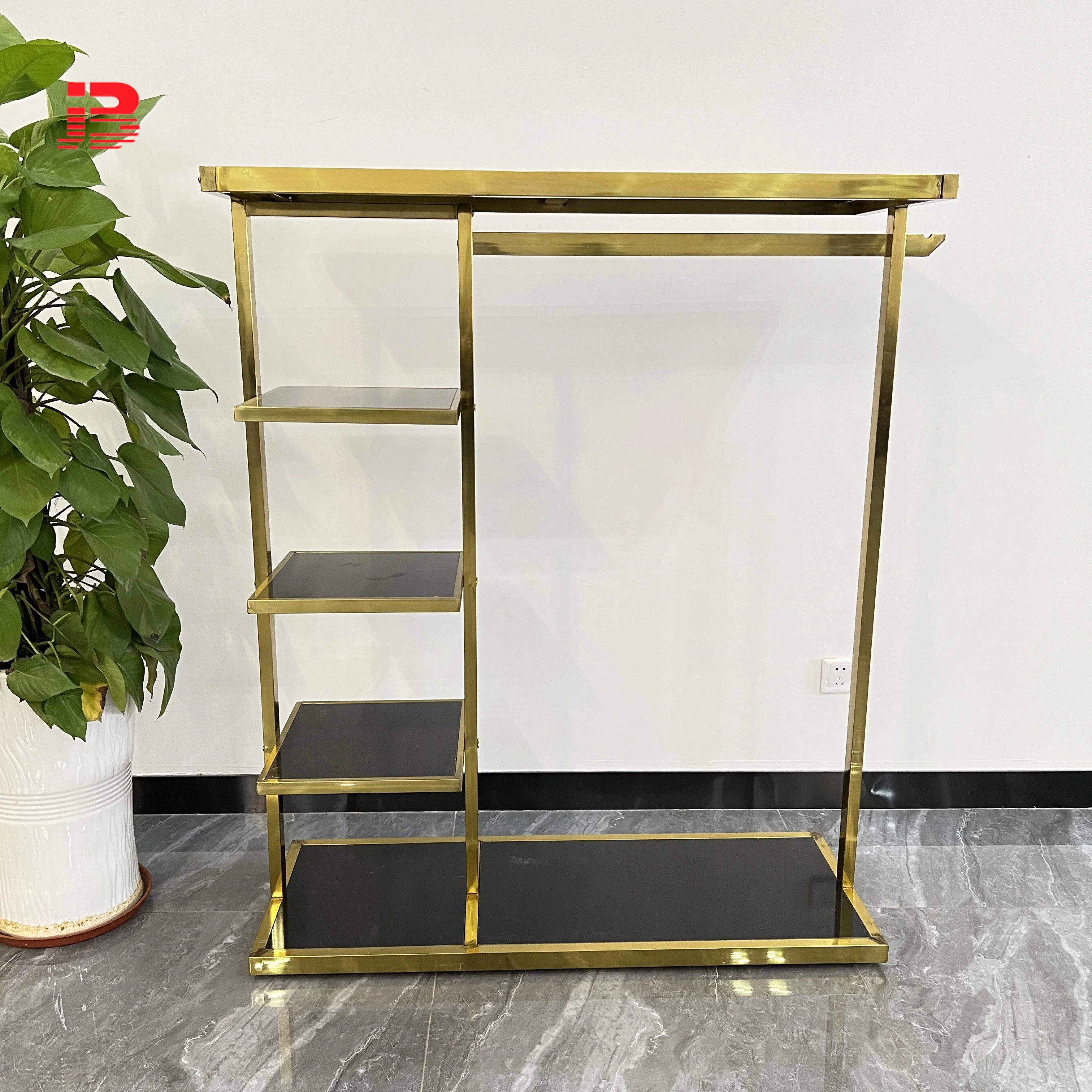 

Garment Shelf Cloth Display Stands Stainless Steel Gold Metal Clothing Rack for Store