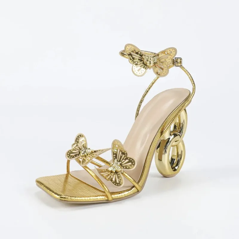 Sandalia mule dorada con tacón irregular para fiesta y boda - imagen 5