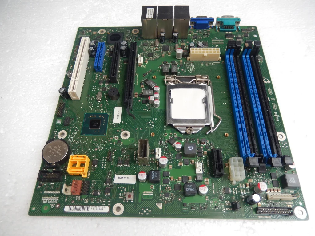 

W26361-W2651-Z4-02-36 D3049-A11 GS2 Motherboard S26361-D3049-A11