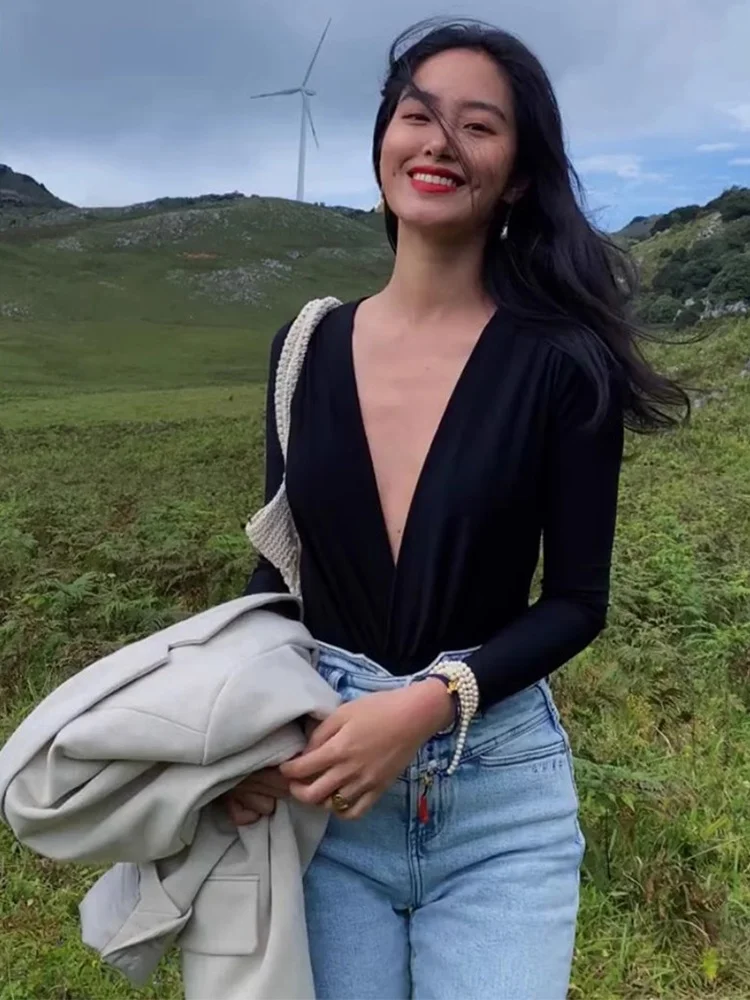 

Naturaleye Black Elastic Deep V-neck Long Sleeve Slim-fit Bodysuit Spring Autumn Cotton Blend Street Style High Waist Shorts