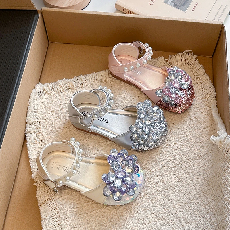 

Kids Dance Shoes Shiny Crystal for Party Wedding Girls Princess Shoes Round Toes 2026 Summer New Children Sandals Non-slip