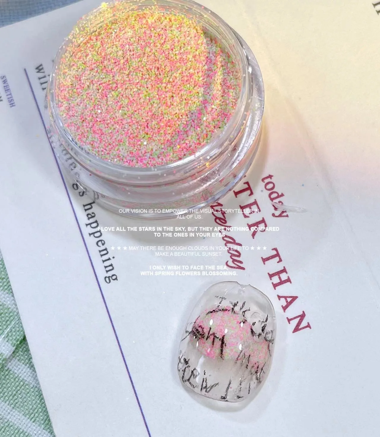 韓国スタイルネイルアートジュエリー花スパンコール小さなスプーンネイルアート材料爪アクセサリー