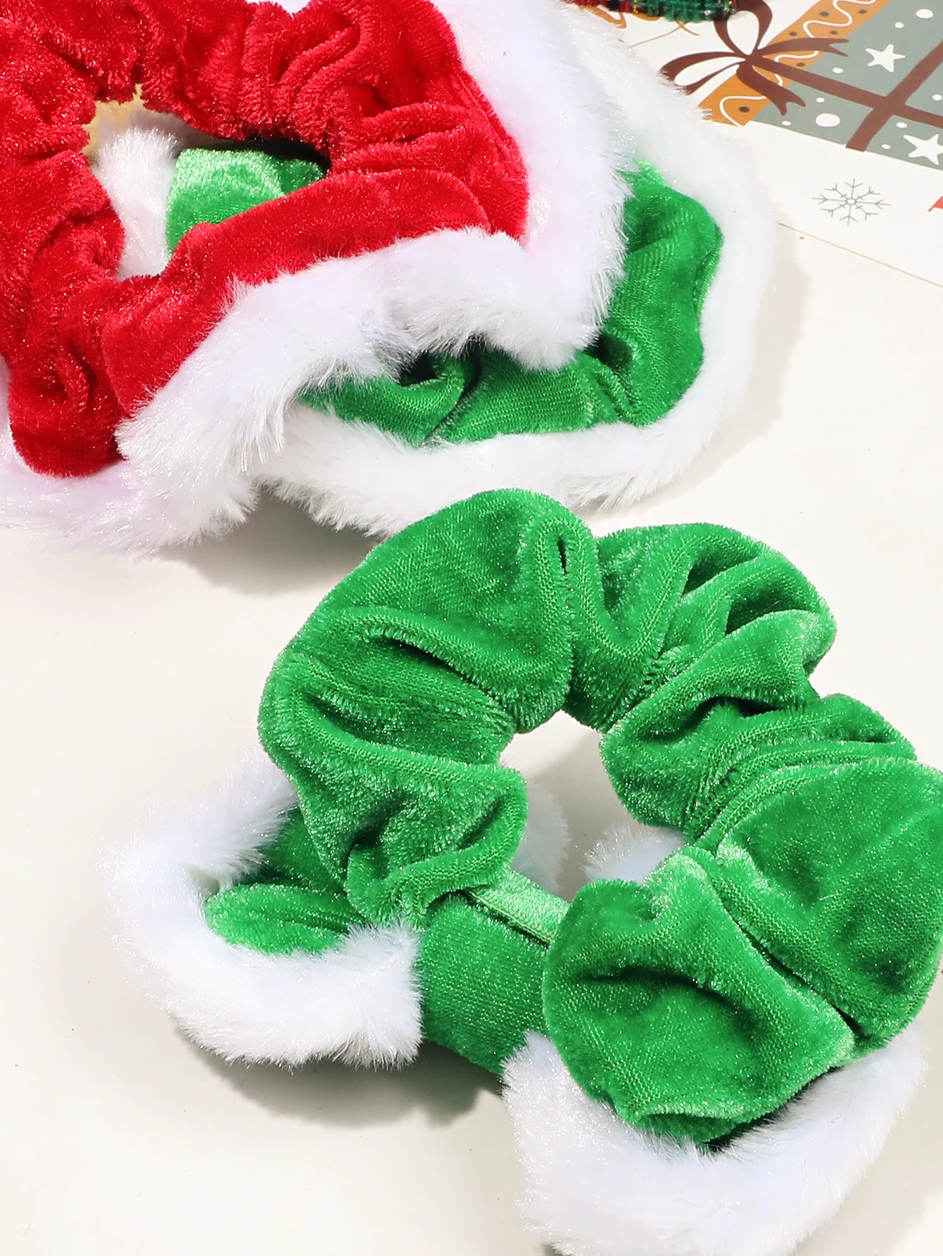 1 Pcs Christmas Bow Hair Scrunchies,Elastic Velvet Hair Bands Fuzzy Hair Ties Ropes for Women,Sequin Christmas Hair Accessories