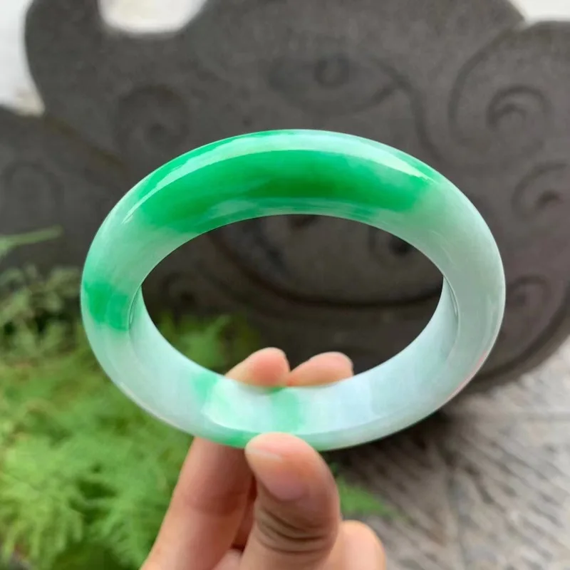 Jade for girls, natural jadeite from Myanmar mining area, ice-type bright green women's bracelet