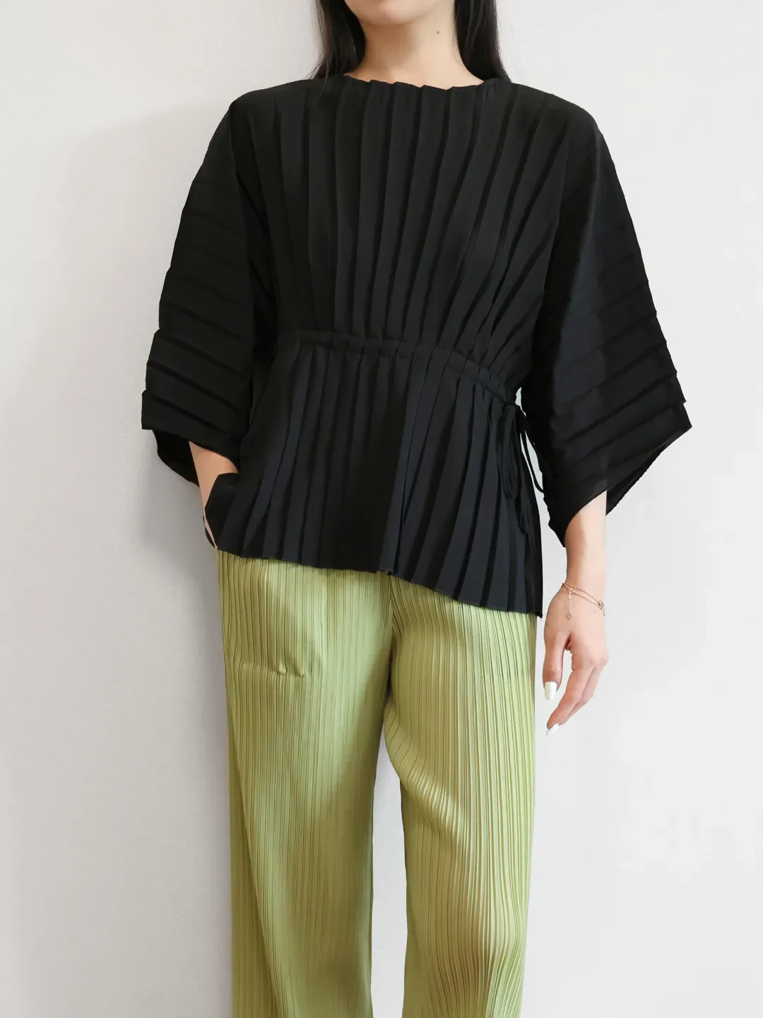 Fold Miyake Pleated Blouse Women Solid Half Sleeve Drawstring Waist 2026 Spring Summer Loose Top Lightweight Comfy Chic Daily
