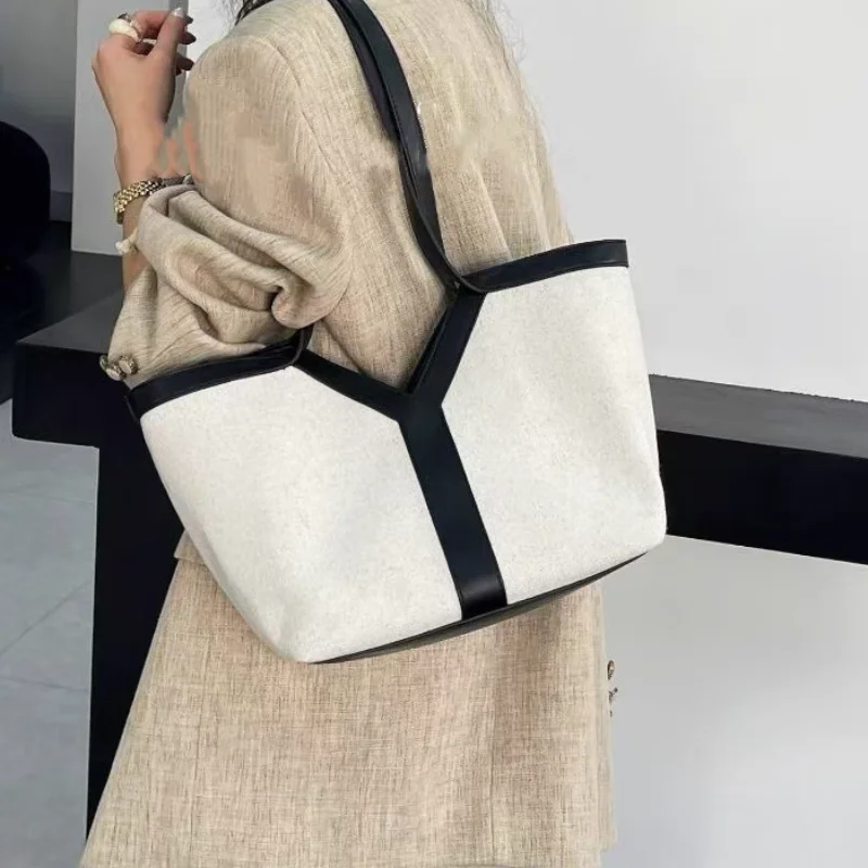

Canvas Large Capacity Tote Bag Shoulder Underarm Bag Simple High-end Versatile Commuter Handbag Fashionable Casual Clutch Bag