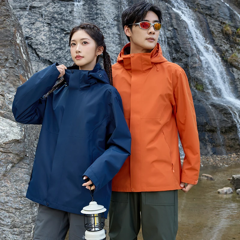 

Outdoor High-quality Hiking and Camping Three in One Waterproof and Windproof Couple's Thick Warm Sports and Leisure Jacket