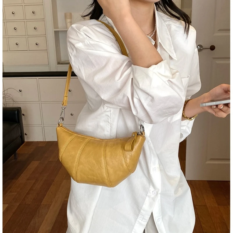 Soft PU Semicircle Shoulder Bags Women Stitching Design Crescent Crossbody Bag Adjustable Strap Casual Daily Ladies Side Bag