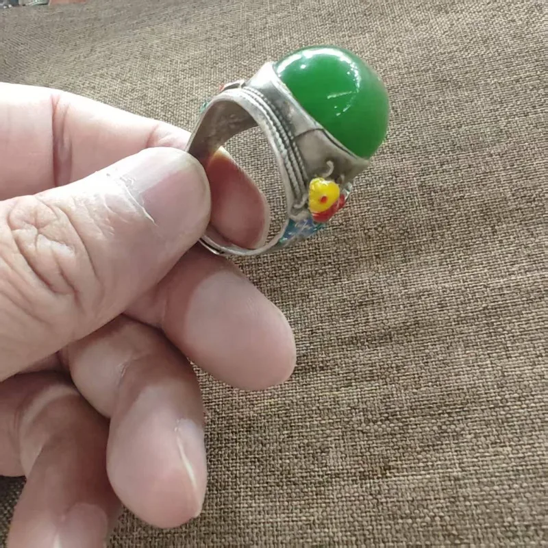 Ethnischer Retro Verstellbarer Ring für Männer und Frauen, Großer Ovaler Imitierter Grüner Jade-Stein, Emaillierter Koi-Fisch Tribal-Finger-Schmuck – Detail 2