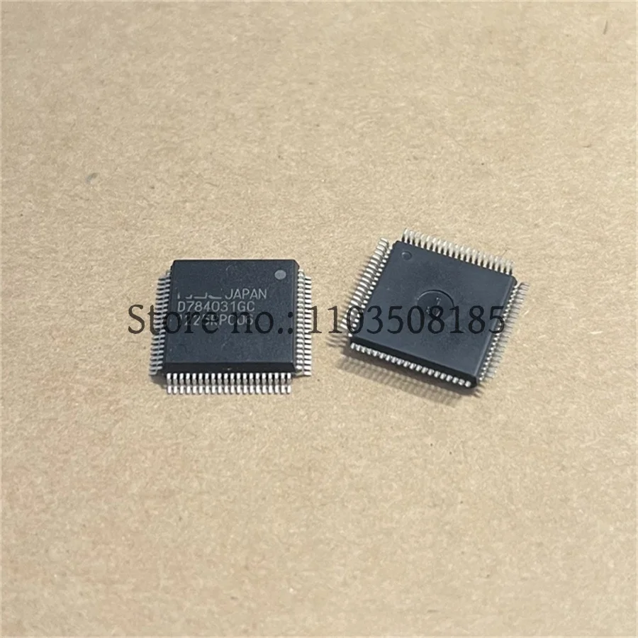 

2PCS D784031GC UPD784031GC QFP80 chip IC New