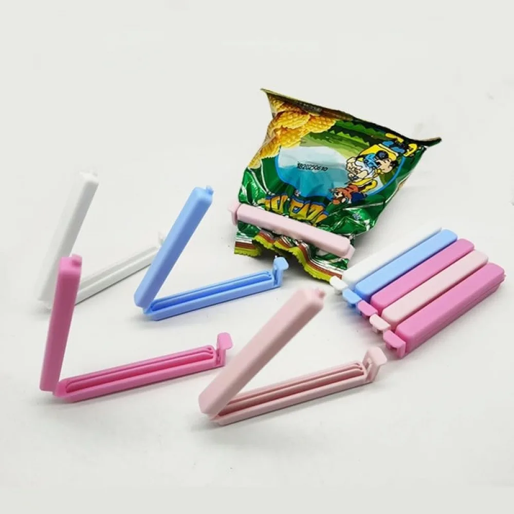 8 Pack Reusable Bag Sealing Clips, 11cm Strong Grip Food Storage Clips for Chips, Cereal, Coffee, Pet Food, Airtight Kitchen Closures (Random Colors)
