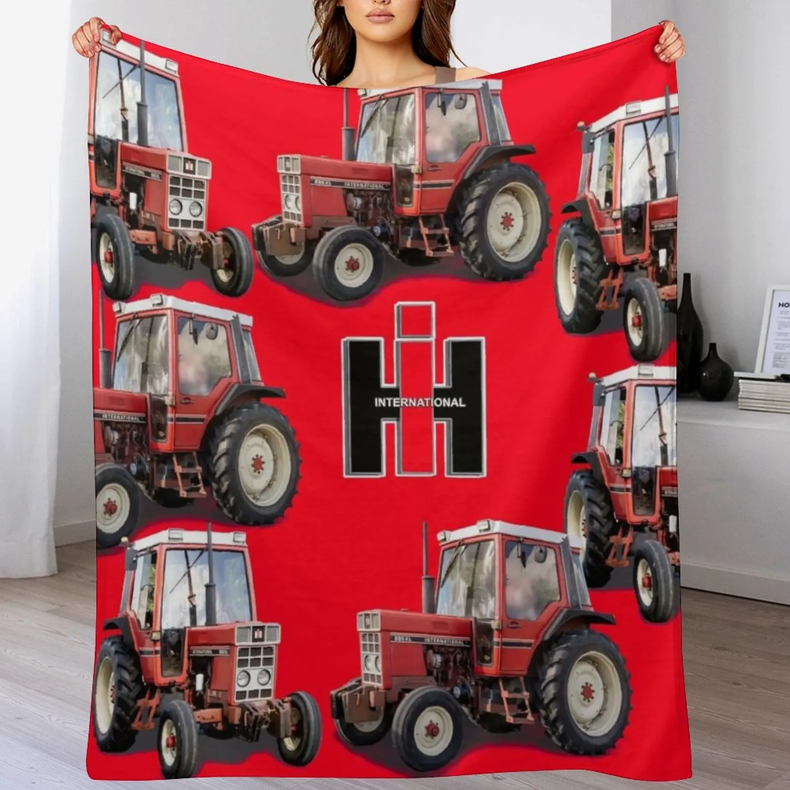 

red tractor Throw Blanket Soft Warm Blanket Gift for Grandparents