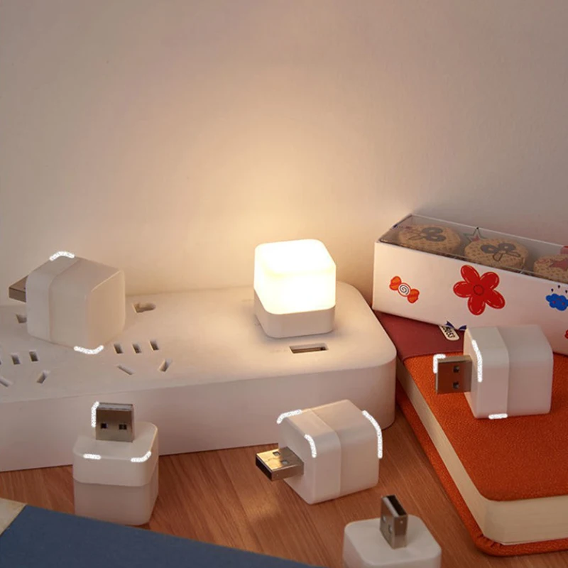 1 pz USB Plug Lamp Mini LED Night Light Power Bank ricarica luci del libro piccole lampade rotonde per la protezione degli occhi da lettura attrezzatura da campo