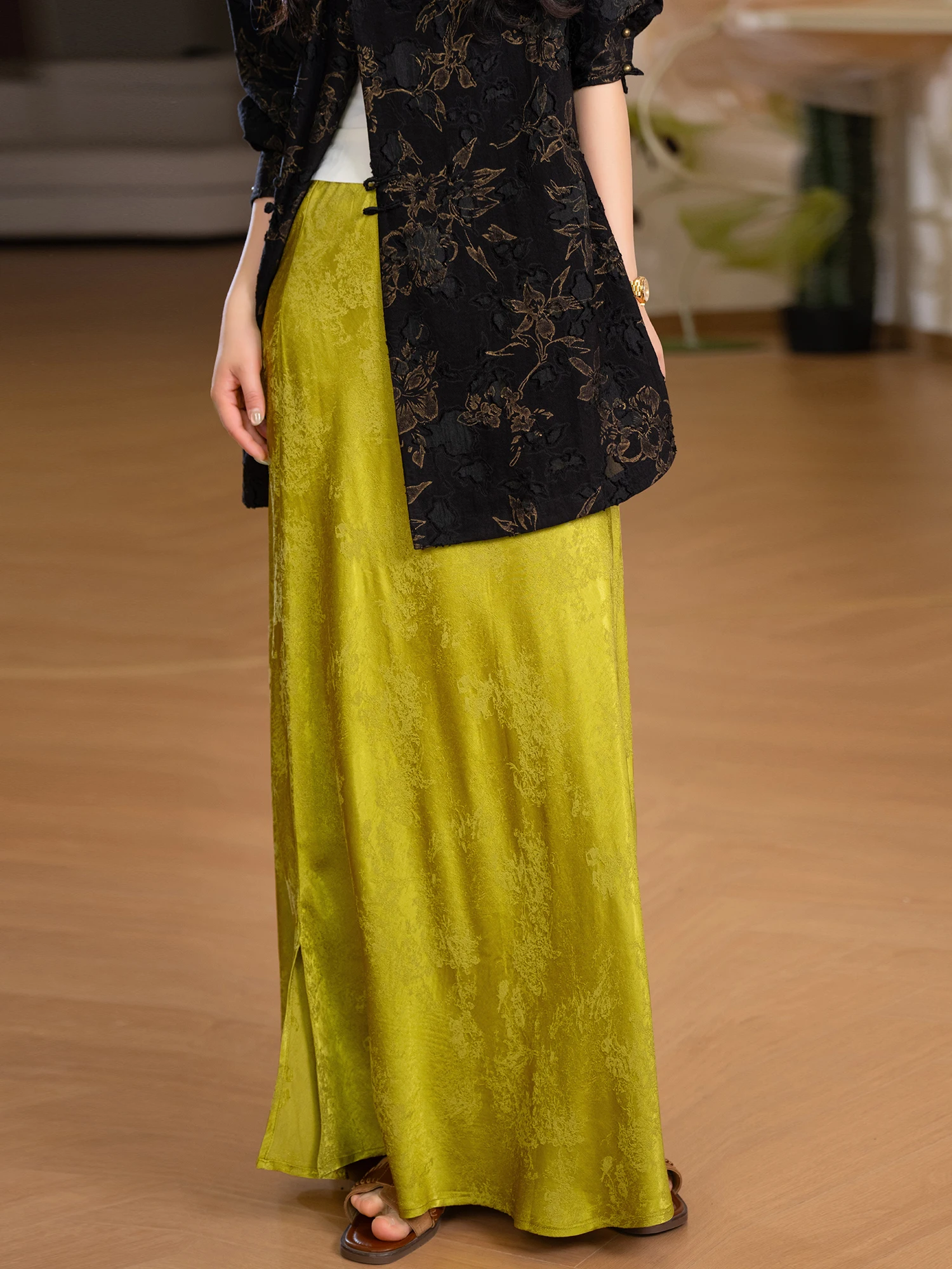 

Шелковая юбка-рыбка с вышивкой (50% шелк, 20% лен), на резинке, стандартный крой, для повседневной носки, женская, премиум-качество, средней длины